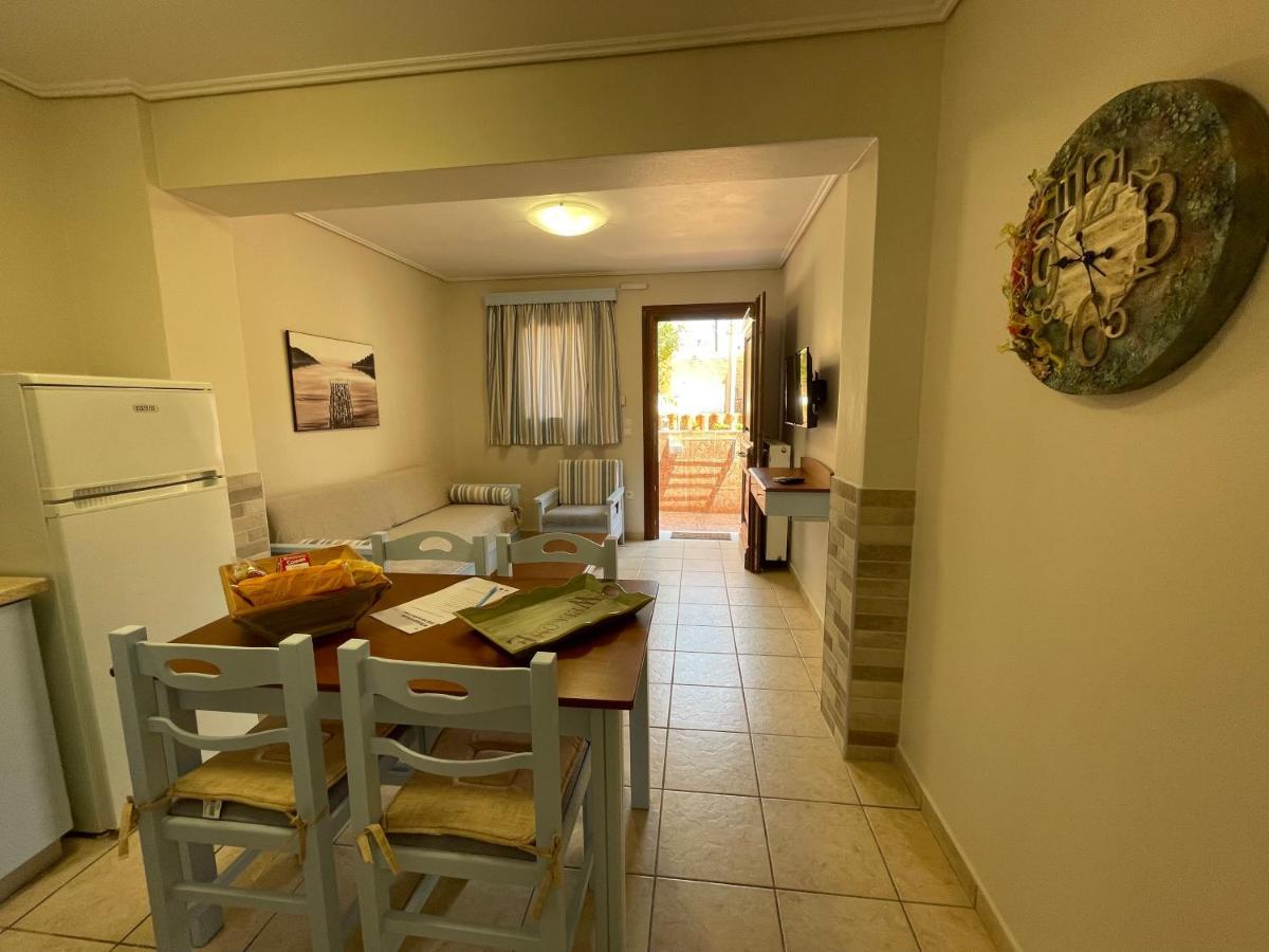 Spetses Center Comfy Apartment Екстериор снимка