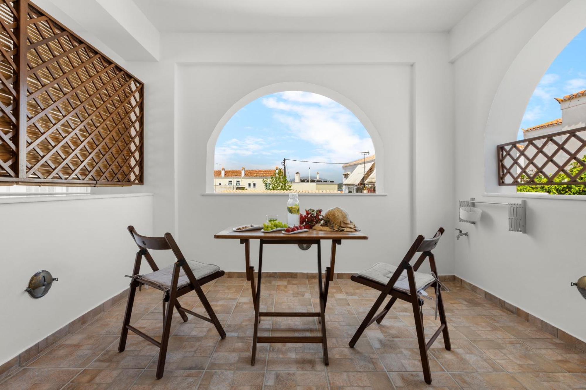 Spetses Center Comfy Apartment Екстериор снимка