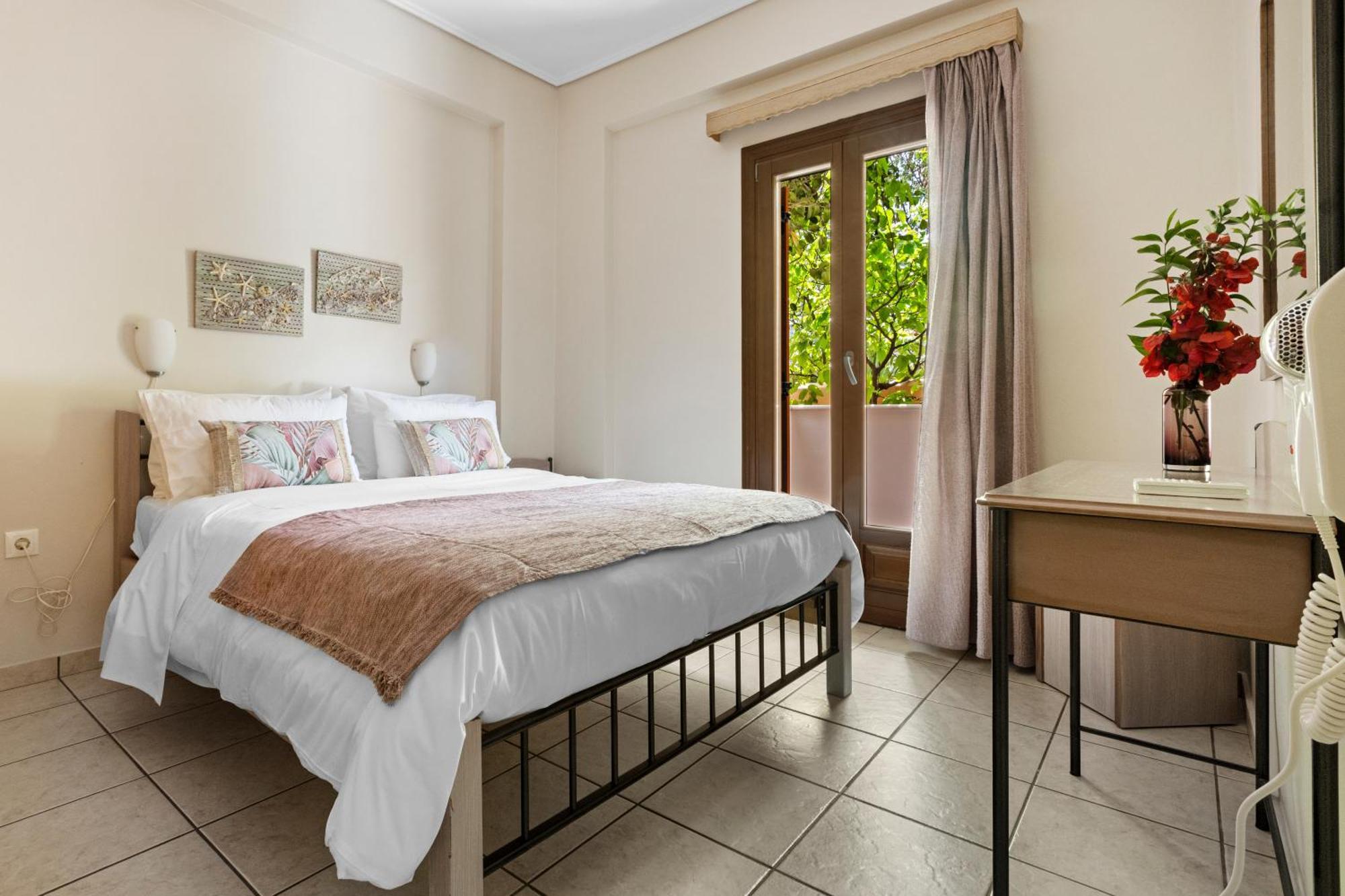 Spetses Center Comfy Apartment Екстериор снимка