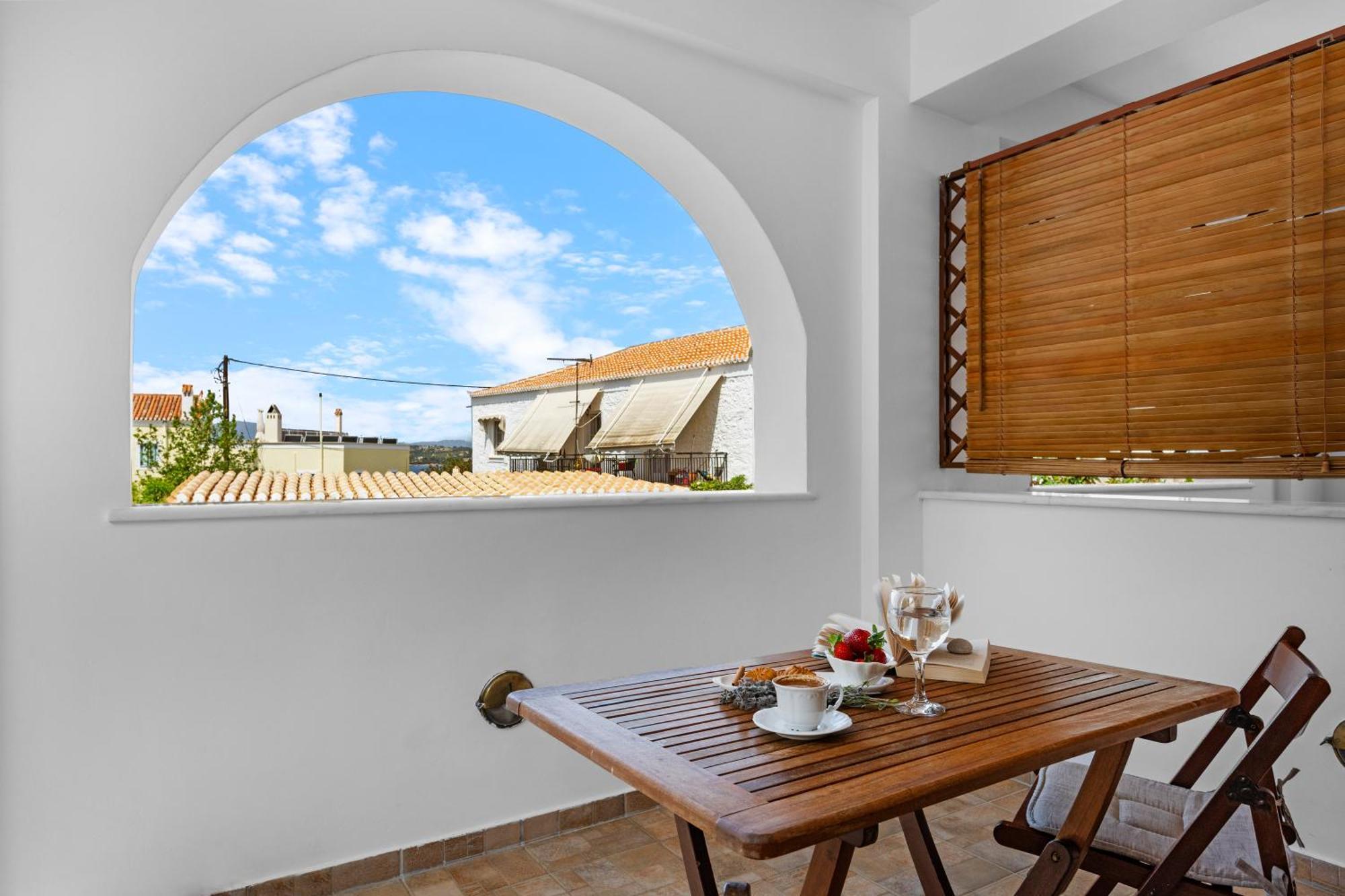 Spetses Center Comfy Apartment Екстериор снимка
