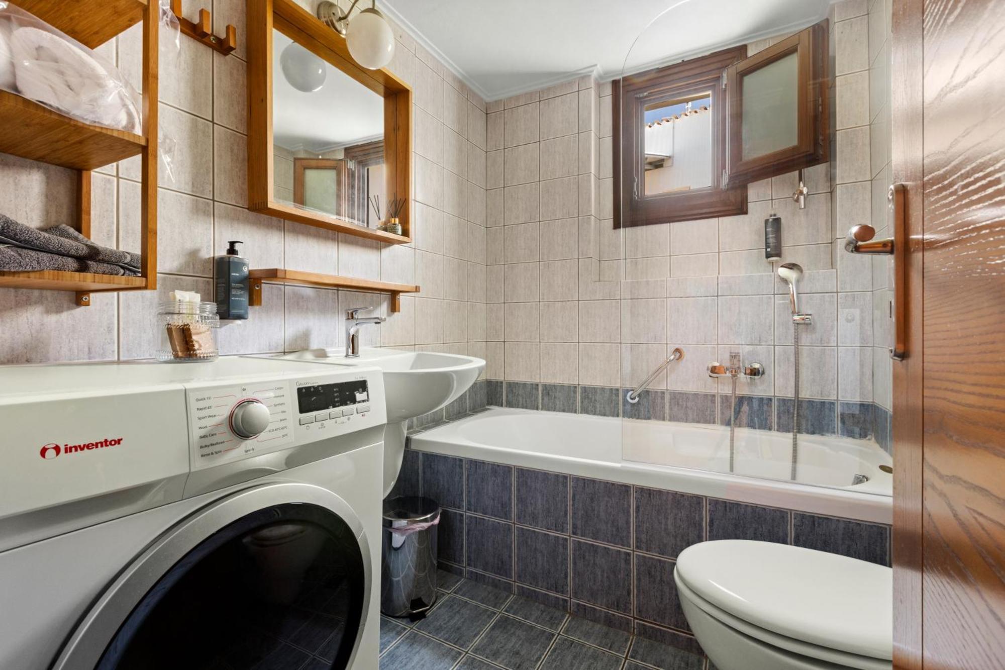 Spetses Center Comfy Apartment Екстериор снимка