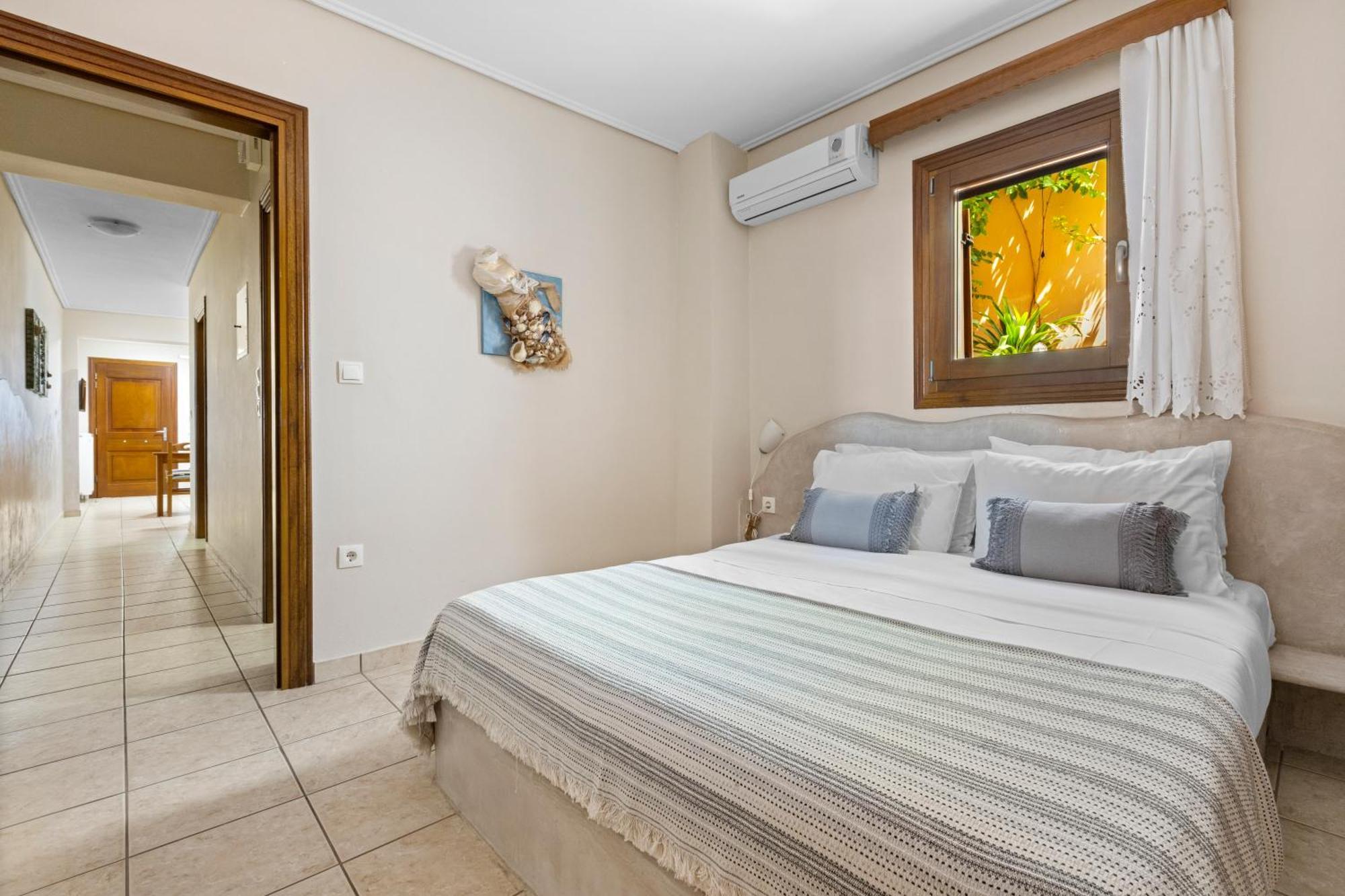 Spetses Center Comfy Apartment Екстериор снимка
